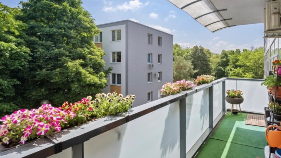 2-izbový byt s balkónom v Ružinove 